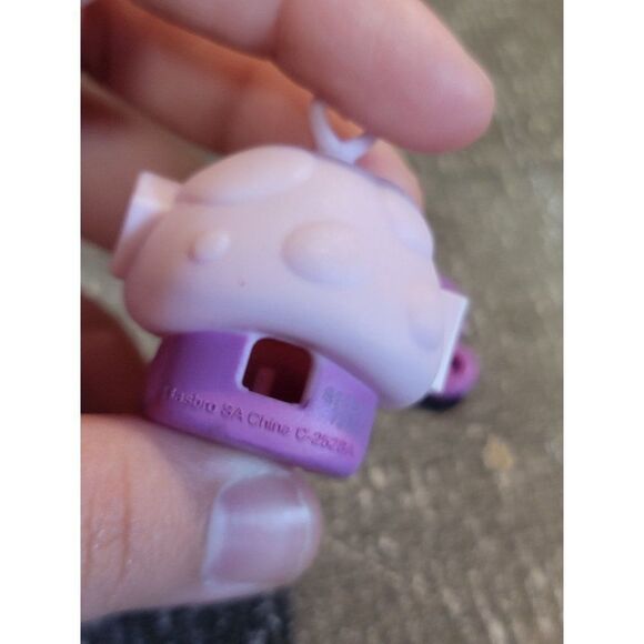 Hasbro LPS mini house portable to go Littlest Pet Shop toy figure - Picture 4 of 5